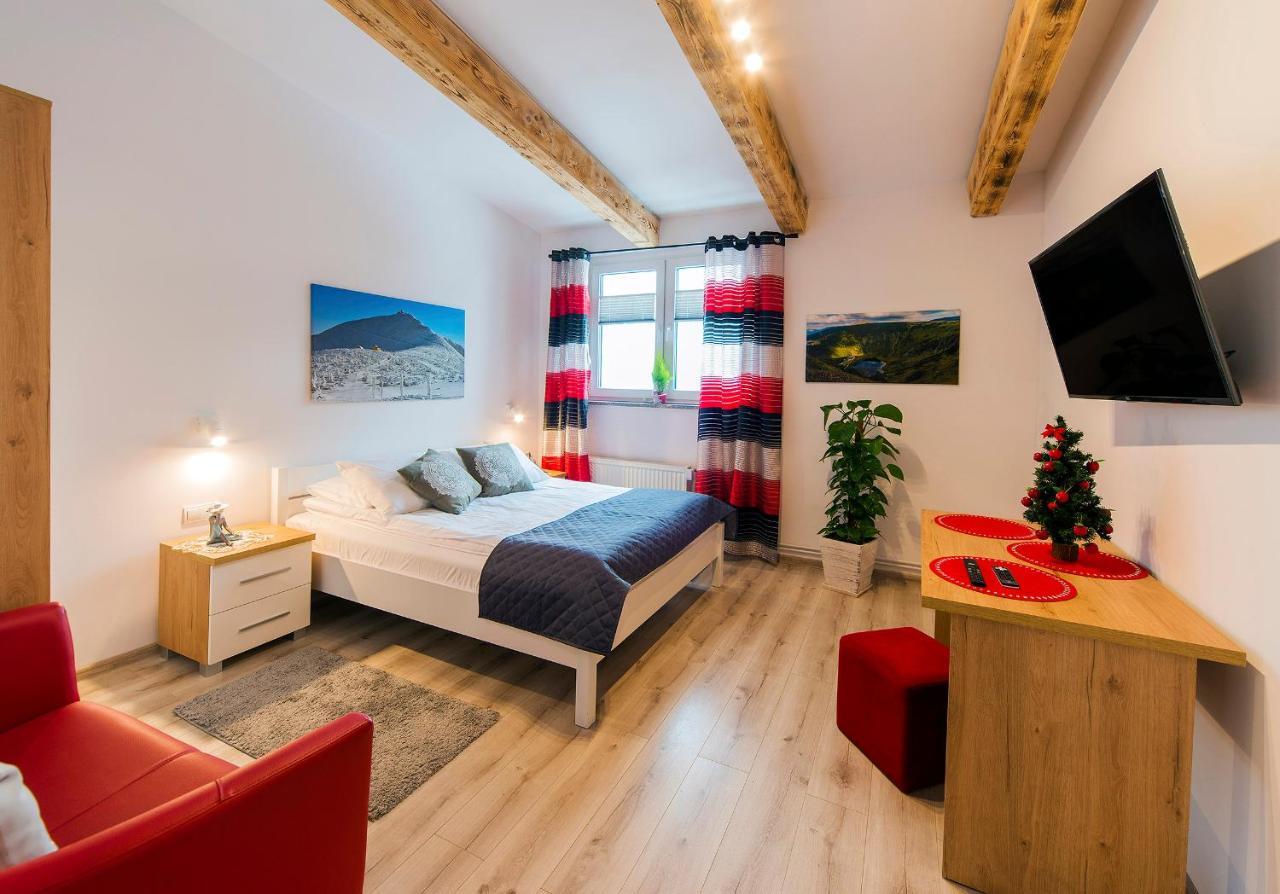 Apartamenty I Pokoje Karpacz - Centrum Karpacza, Parking W Cenie! Extérieur photo